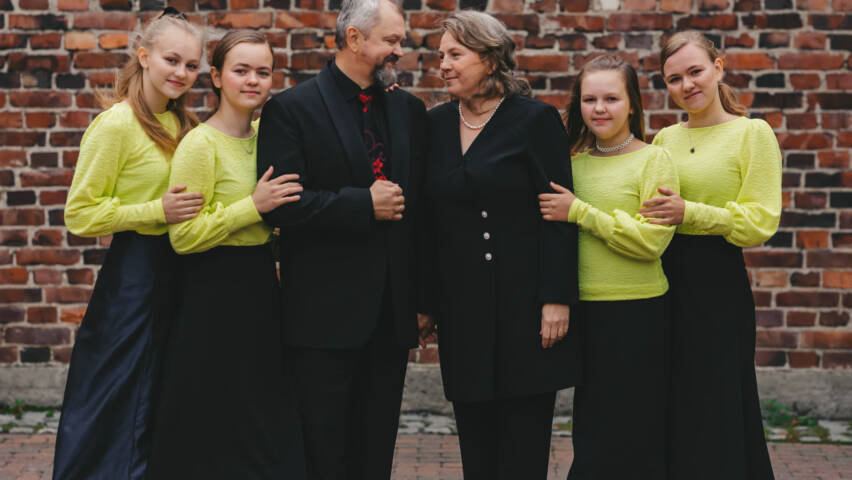 Lavrenchukin musiikkperhe, taiteilijakuva.